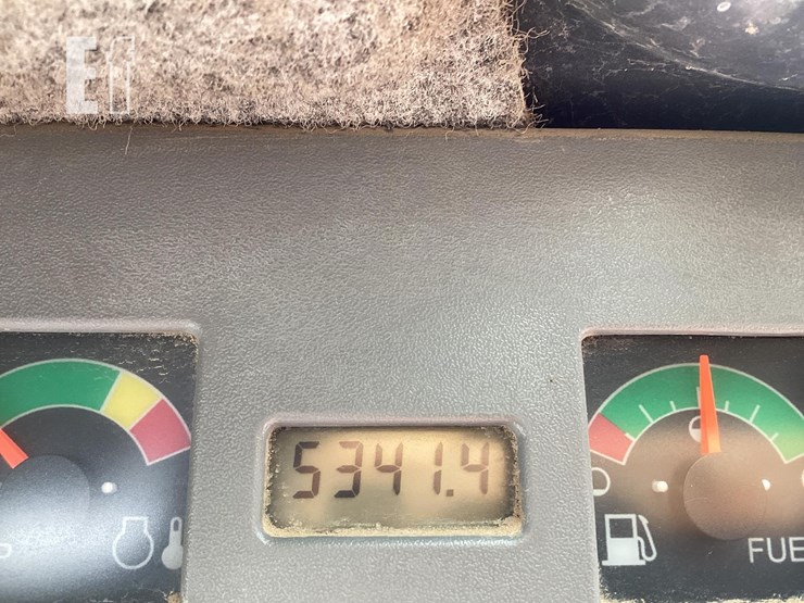 2005-bobcat-s185-image-18