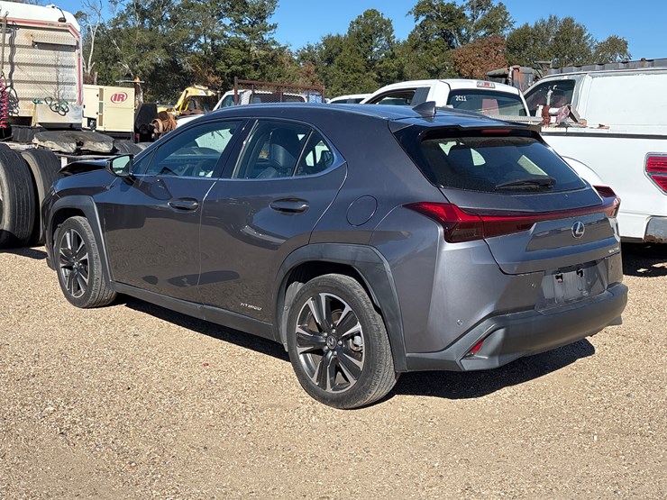 #24567-•-2020-lexus-ux250h-image-4