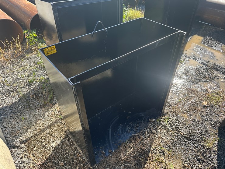 #32734-•-3'x3'-flashboard-pipe-riser-image-2