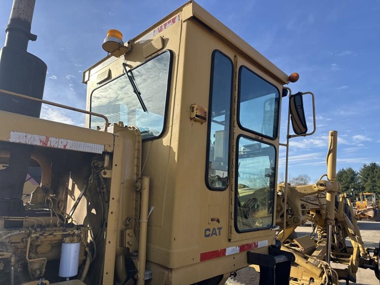 1984-caterpillar-140g-image-13