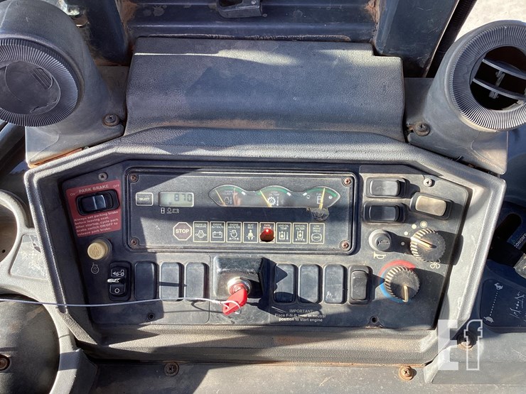 2001-deere-310sg-image-17