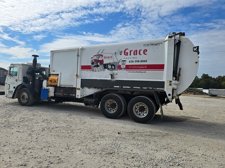 2008-mack-leu613-image-12