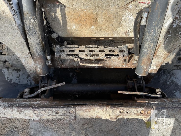 bobcat-t550-image-10