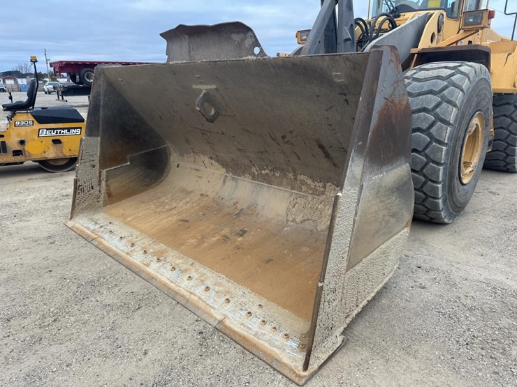 volvo-l220e-image-31