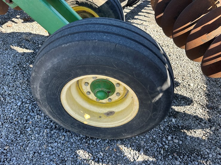 john-deere-637-image-6