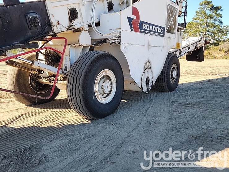 2004-roadtec-sb2500c-image-9