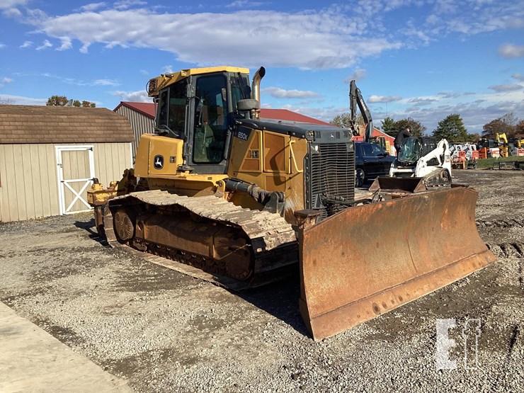 2014-deere-850k-wlt-image-6