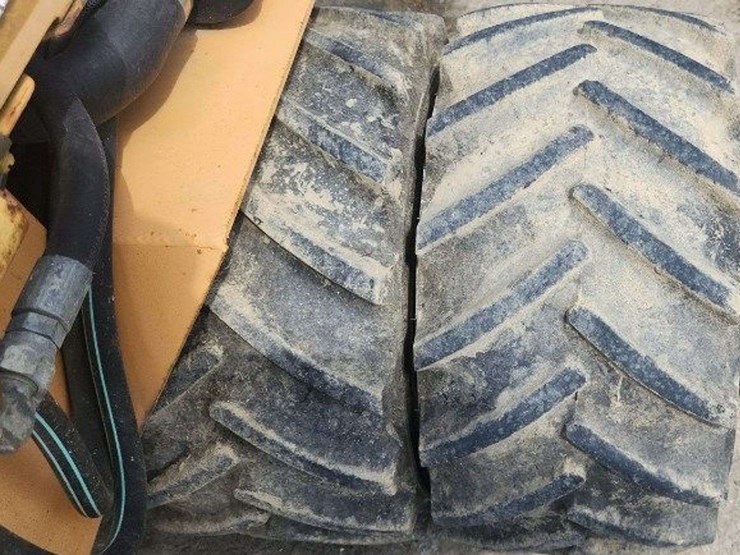 case-maxi-sneaker-image-6