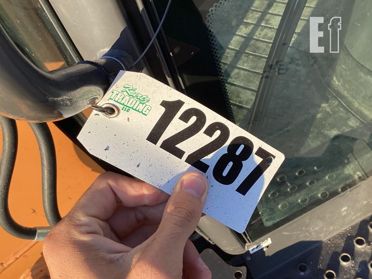 2022-case-580sn-image-23