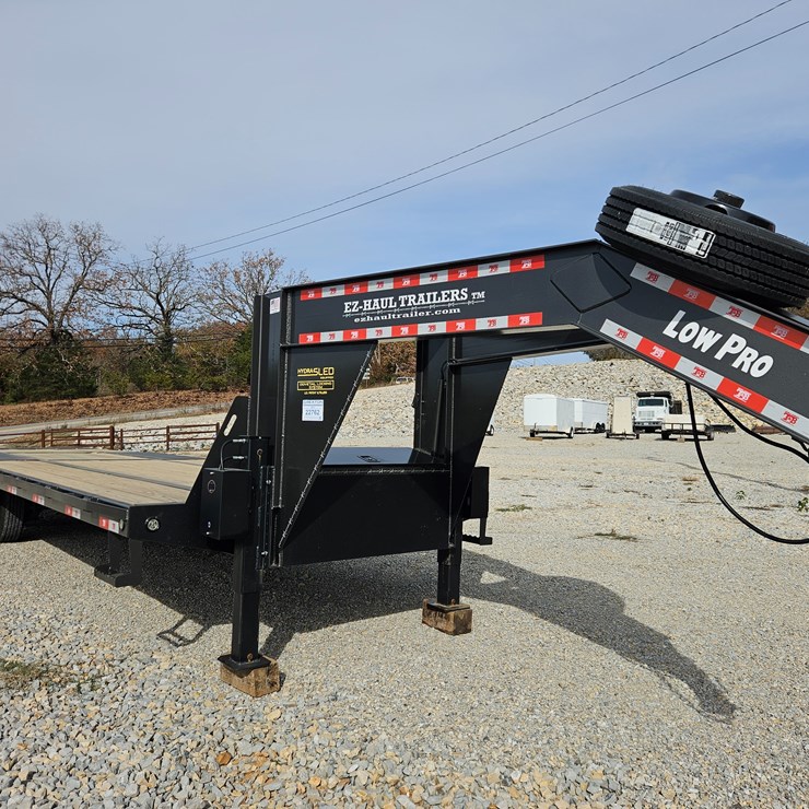 #22762 • 2025 EZ-Haul 32' Flatbed Trailer