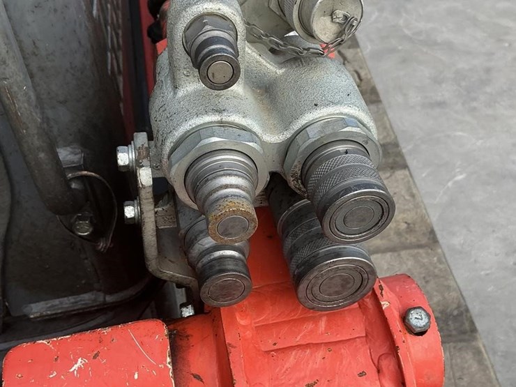 2021-kubota-svl97-2-image-13