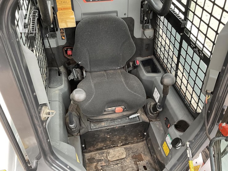 2020-bobcat-s76-image-12