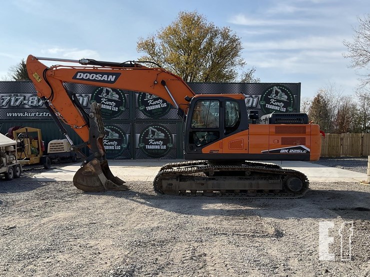 2022-doosan-dx225-lc-image-1