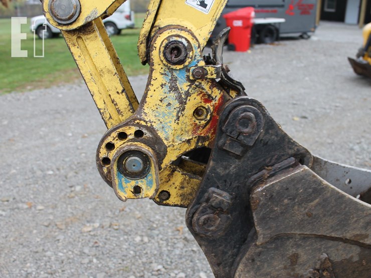 yanmar-vio25-image-6