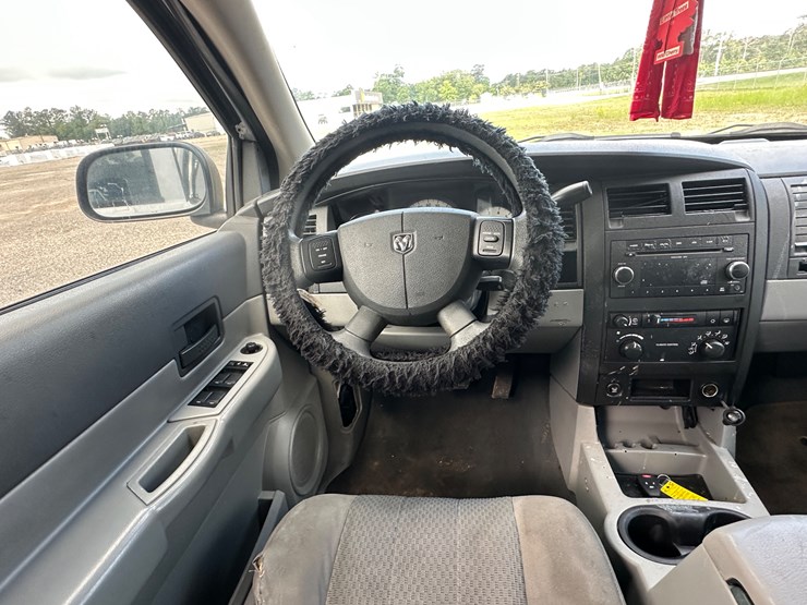 2009-dodge-durango-image-34