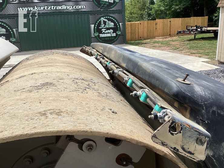 2004-ingersoll-rand-dd138hfa-image-10