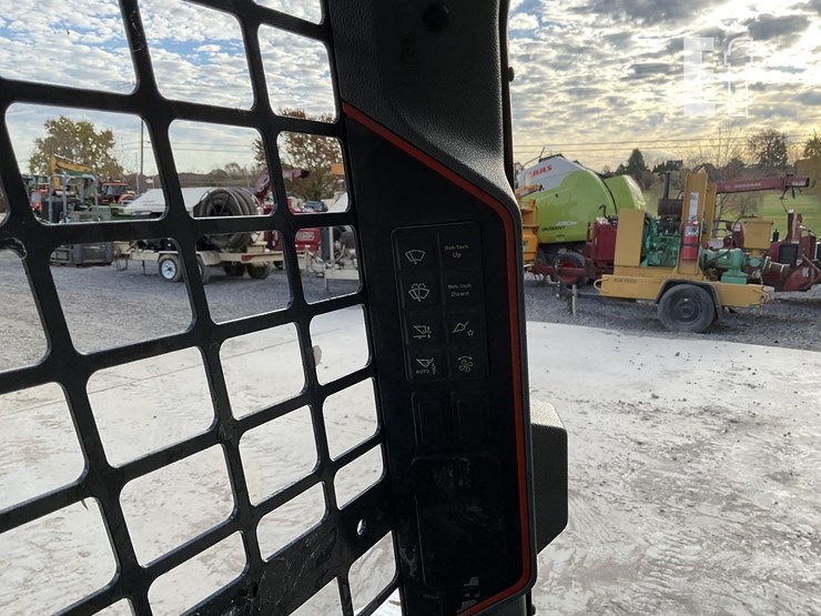 2022-bobcat-s66-image-16