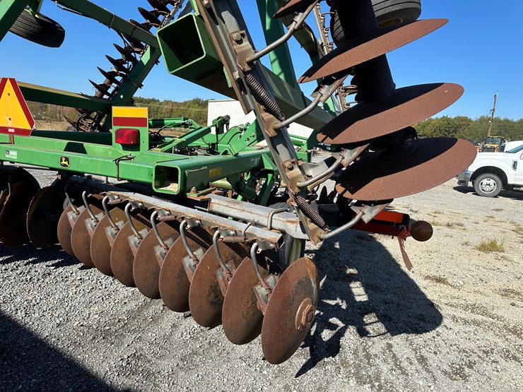 john-deere-637-image-14