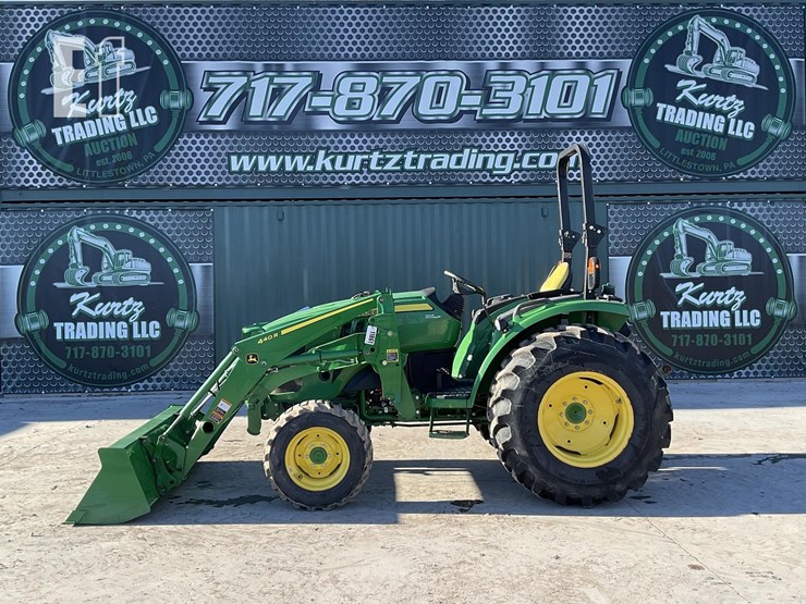 2023-john-deere-4044r-image-1