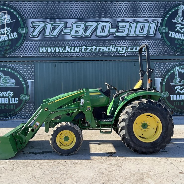 2023 JOHN DEERE 4044R