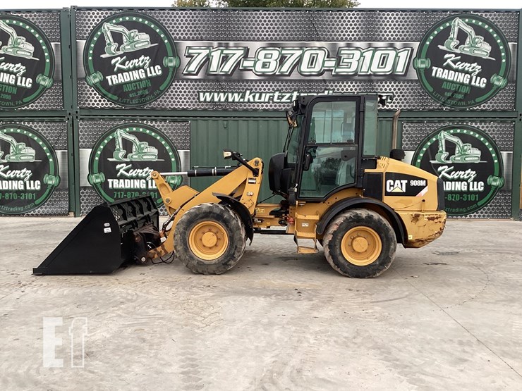 2017-caterpillar-908m-image-1