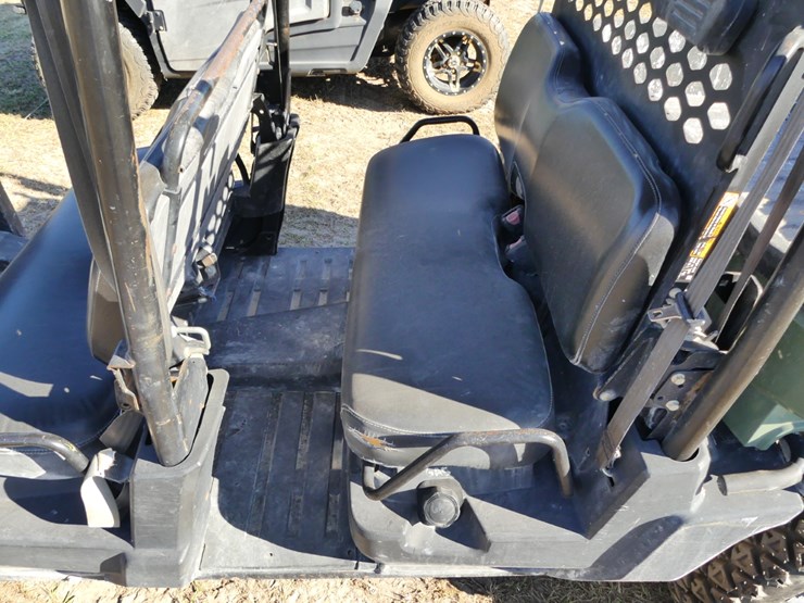 john-deere-gator-image-8