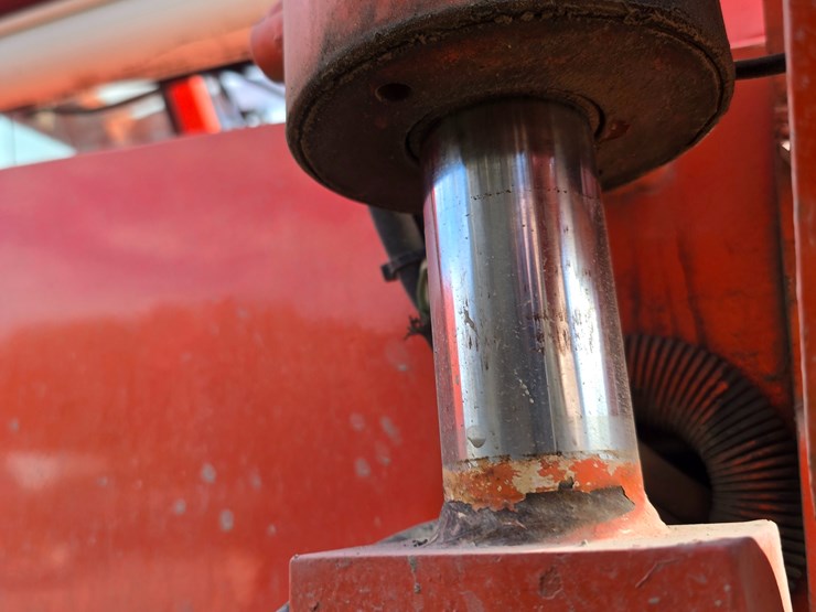 1994-jlg-8042-image-58