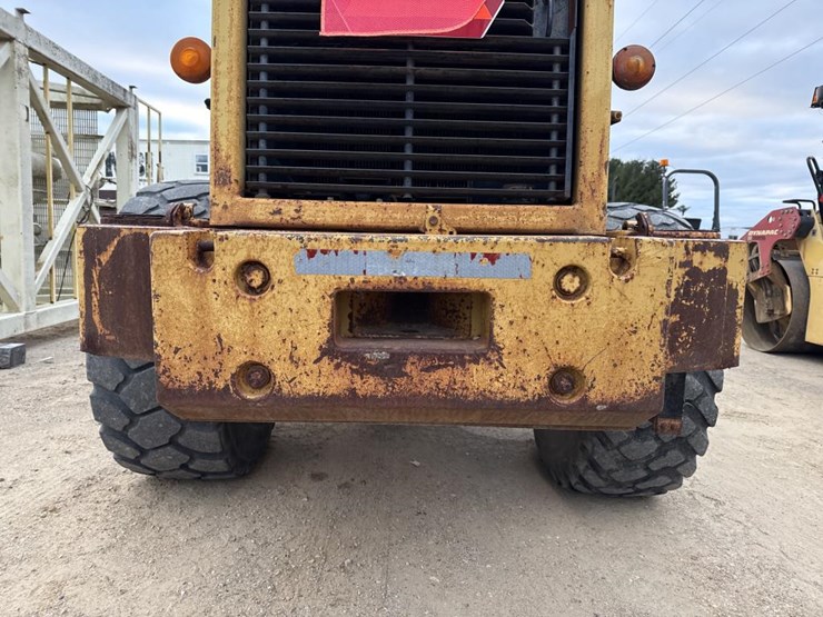 1988-caterpillar-936e-image-45