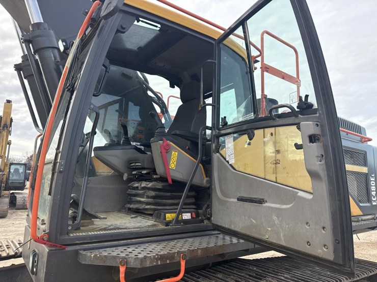 #1881-•-2020-volvo-ec480e-excavator-image-64