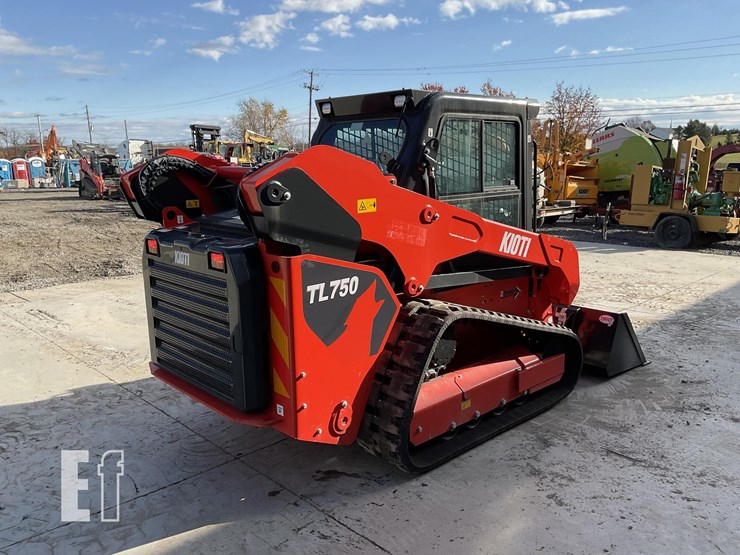2025-kioti-tl750-image-4