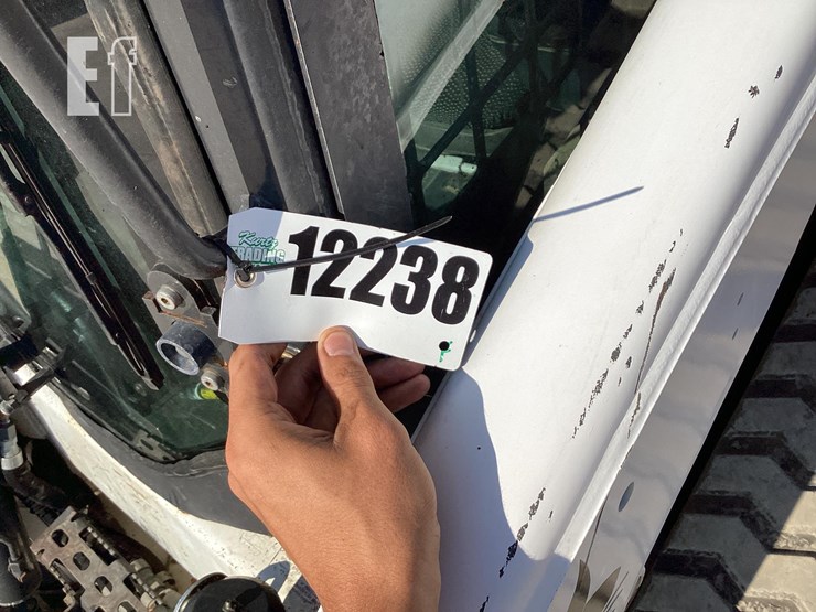 2019-bobcat-t770-image-22