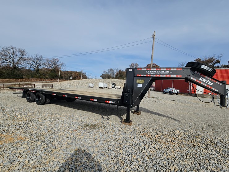 #22762-•-2025-ez-haul-32'-flatbed-trailer-image-3