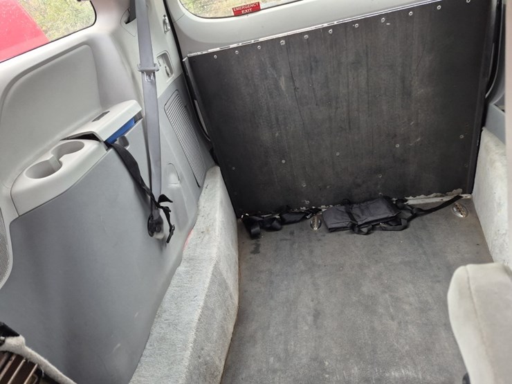 2013-toyota-sienna-image-9