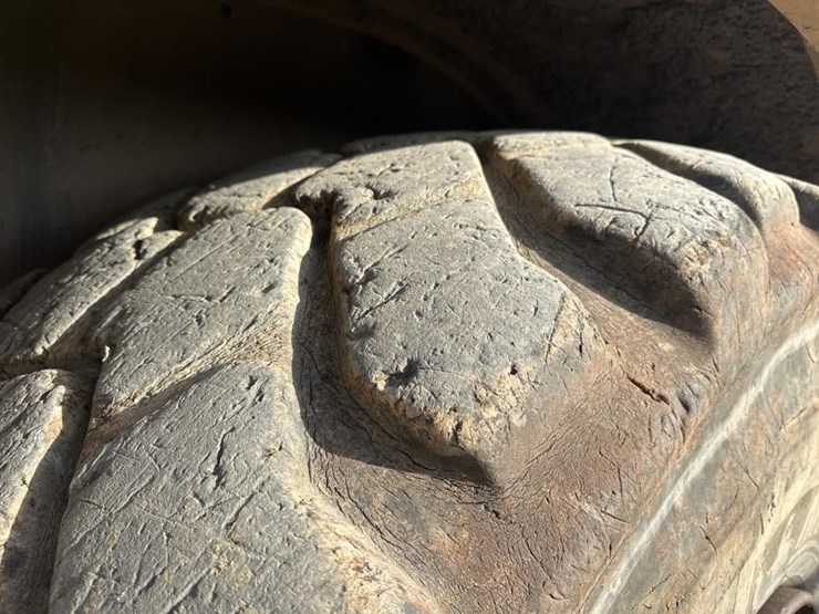 2005-caterpillar-740-image-58