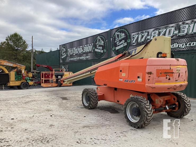 2008-jlg-800s-image-2