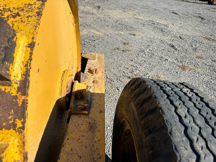 #32823-•-4'-aerator-roller-image-11