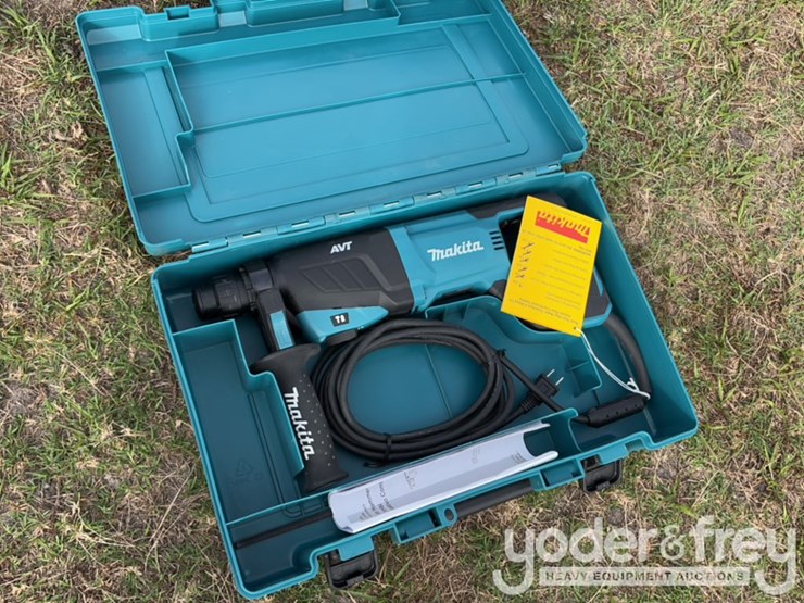 makita-1"-rotary-hammer-corded--hr2641--(1-yr-factory-warranty)--recon-image-1