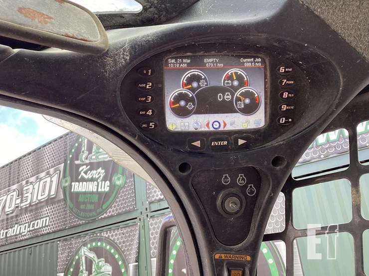 2022-bobcat-t770-image-19