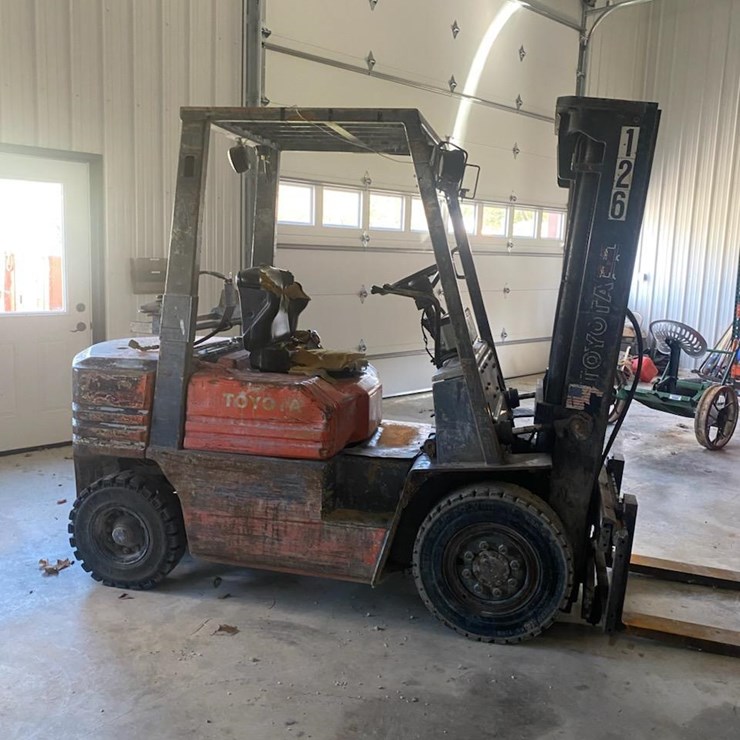 #1362 • Toyota 5 Series Forklift*