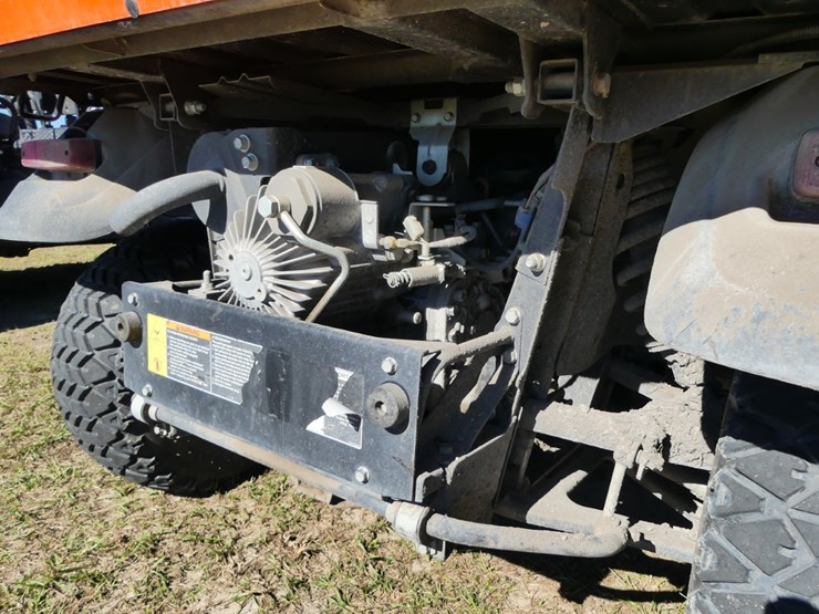 2018-kubota-rtv-1120d-image-8
