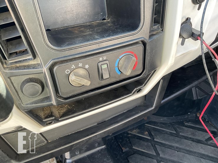 2016-bobcat-3650-image-19