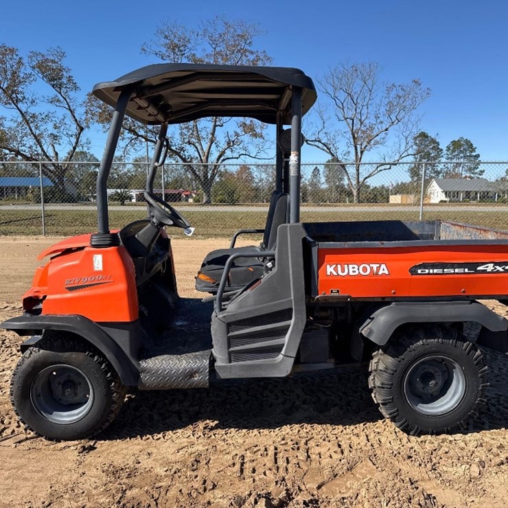 2013 KUBOTA RTV900