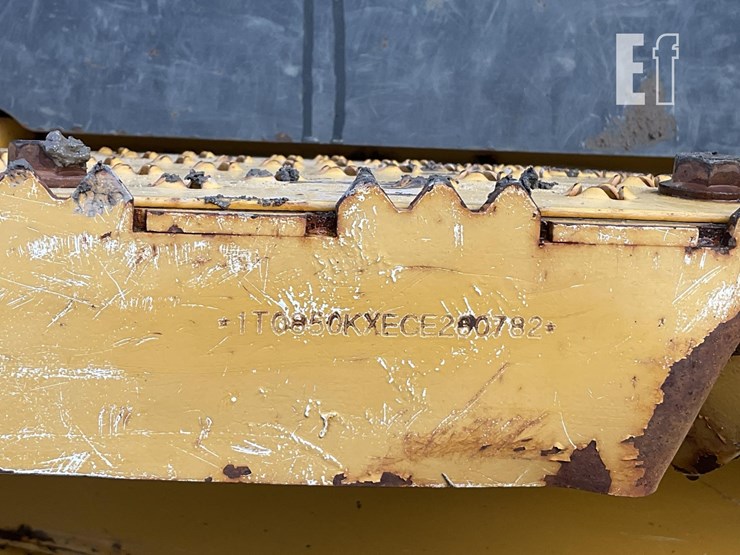 2012-deere-850k-image-23