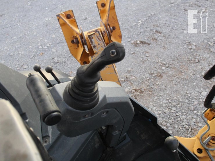 deere-310l-ep-image-16