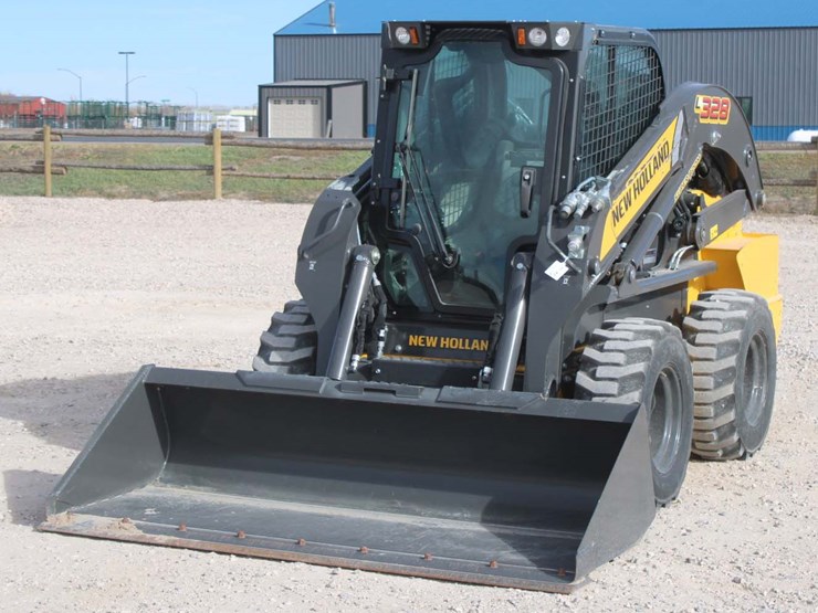 2023-new-holland-l328-image-1