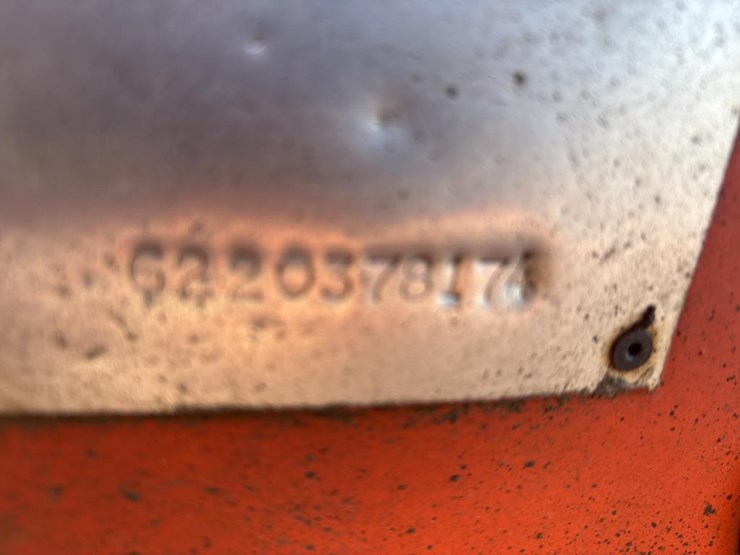 #3808-•-72"-ride-on-power-broom-image-44