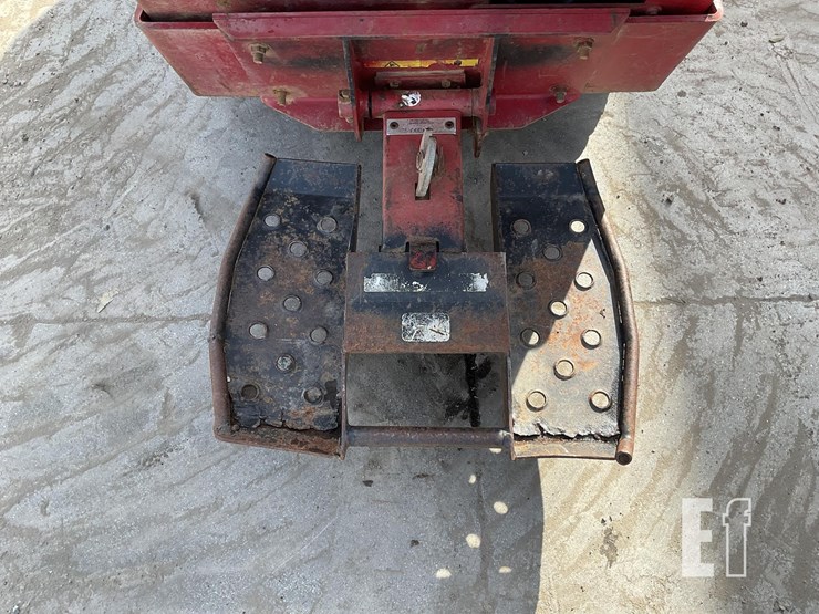 2010-toro-dingo-tx525n-image-12