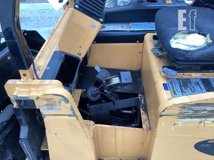 2014-drexel-slt30ac-image-11