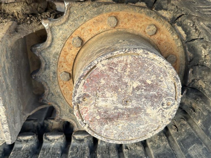 takeuchi-tb145-image-30