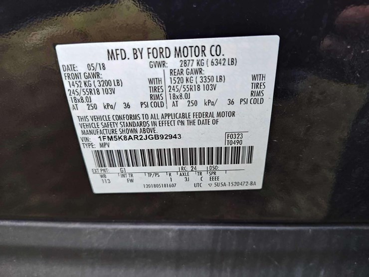 2018-ford-explorer-image-9